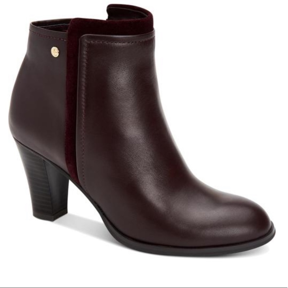 Giani Bernini Leather Water Resistant Ankle Booties With Memory Foam 9.5 NEW